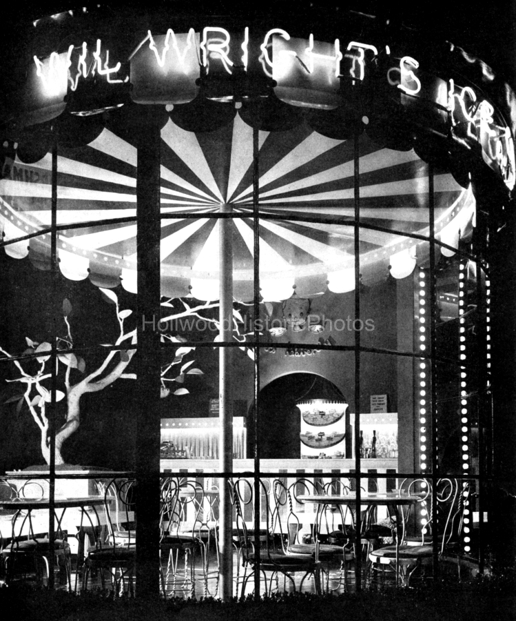Wil Wrights 1950 1 Ice Cream Parlor at Sunset Plaza on the Sunset Strip.jpg